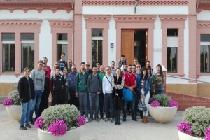 Alumnos del CIFEA de Lorca conocen las instalaciones del IMIDA