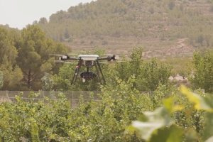 Noticia La Verdad: Drones para vigilar montes y cultivos